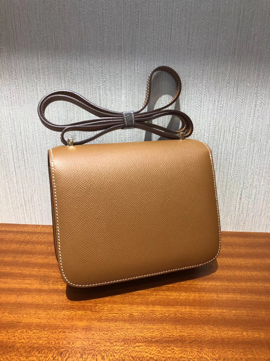 愛馬仕空姐包康斯坦斯包Hermes Constance 18cm Bag Ck37金棕色 Epsom金扣