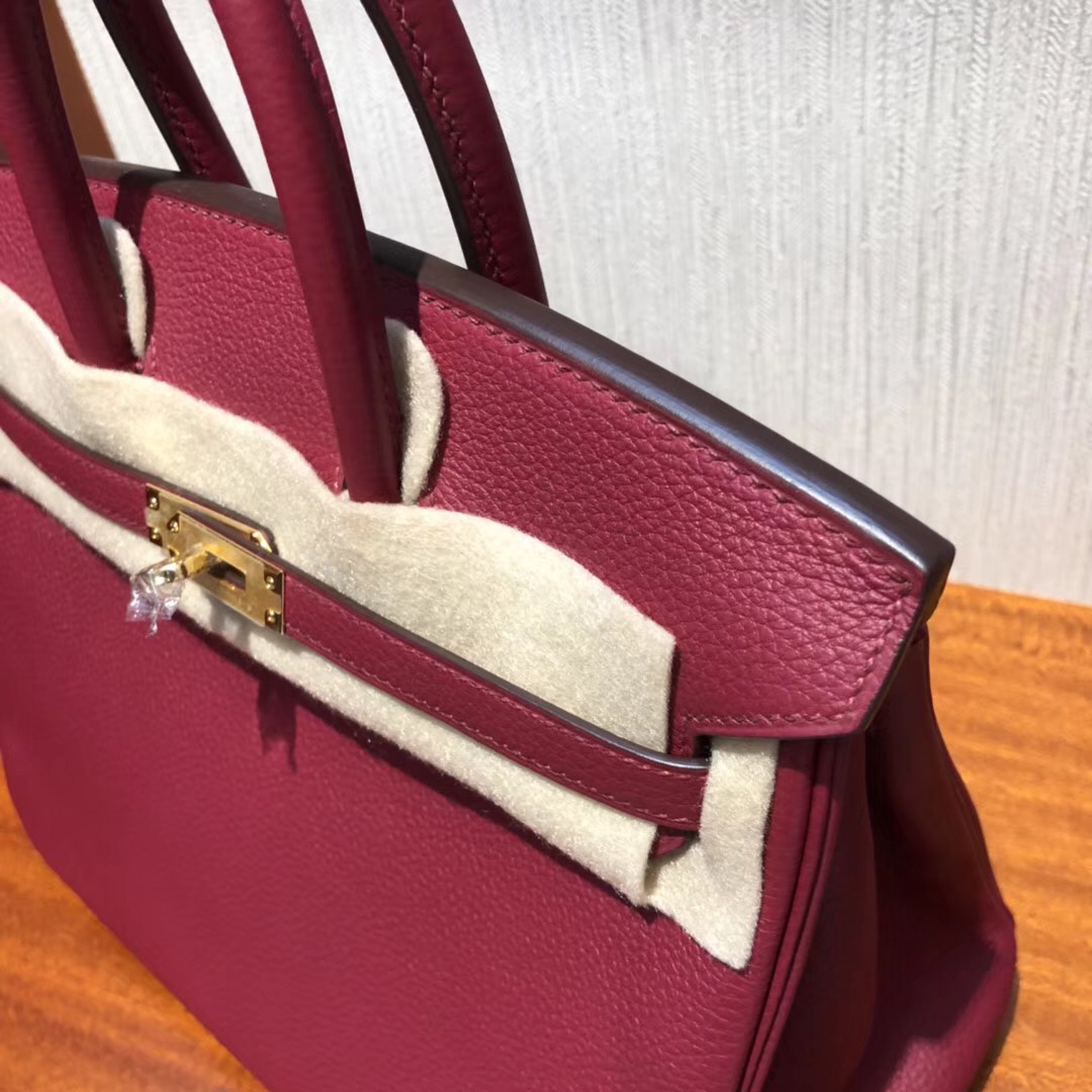 新加坡最大的愛馬仕售賣店 鉑金包圖片Hermes Birkin 25 k1石榴紅 Togo皮 金扣