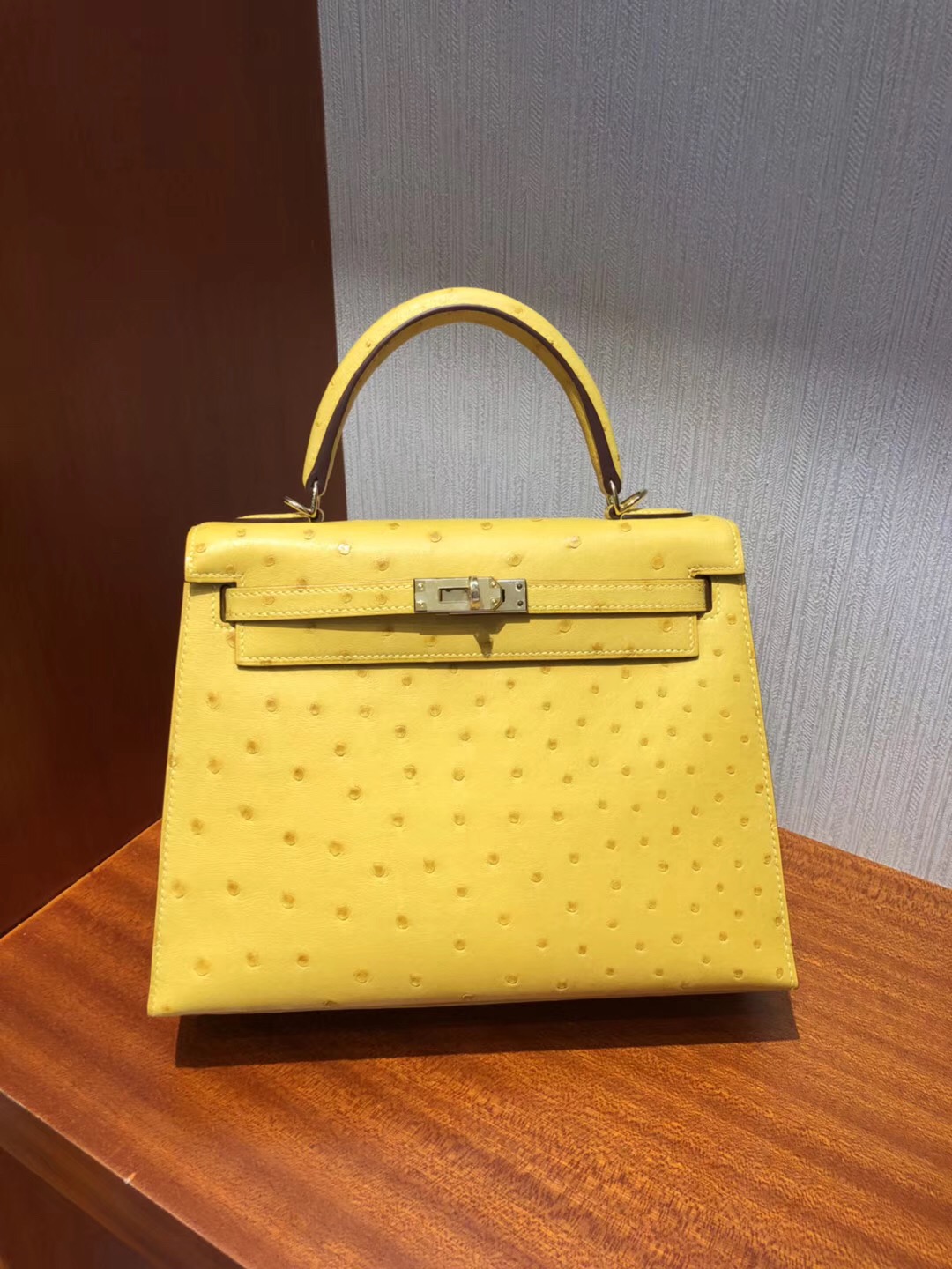 Kuala Lumpur Hermes Kelly 25cm Ostrich 9D琥珀黃 南非鴕鳥皮 金扣