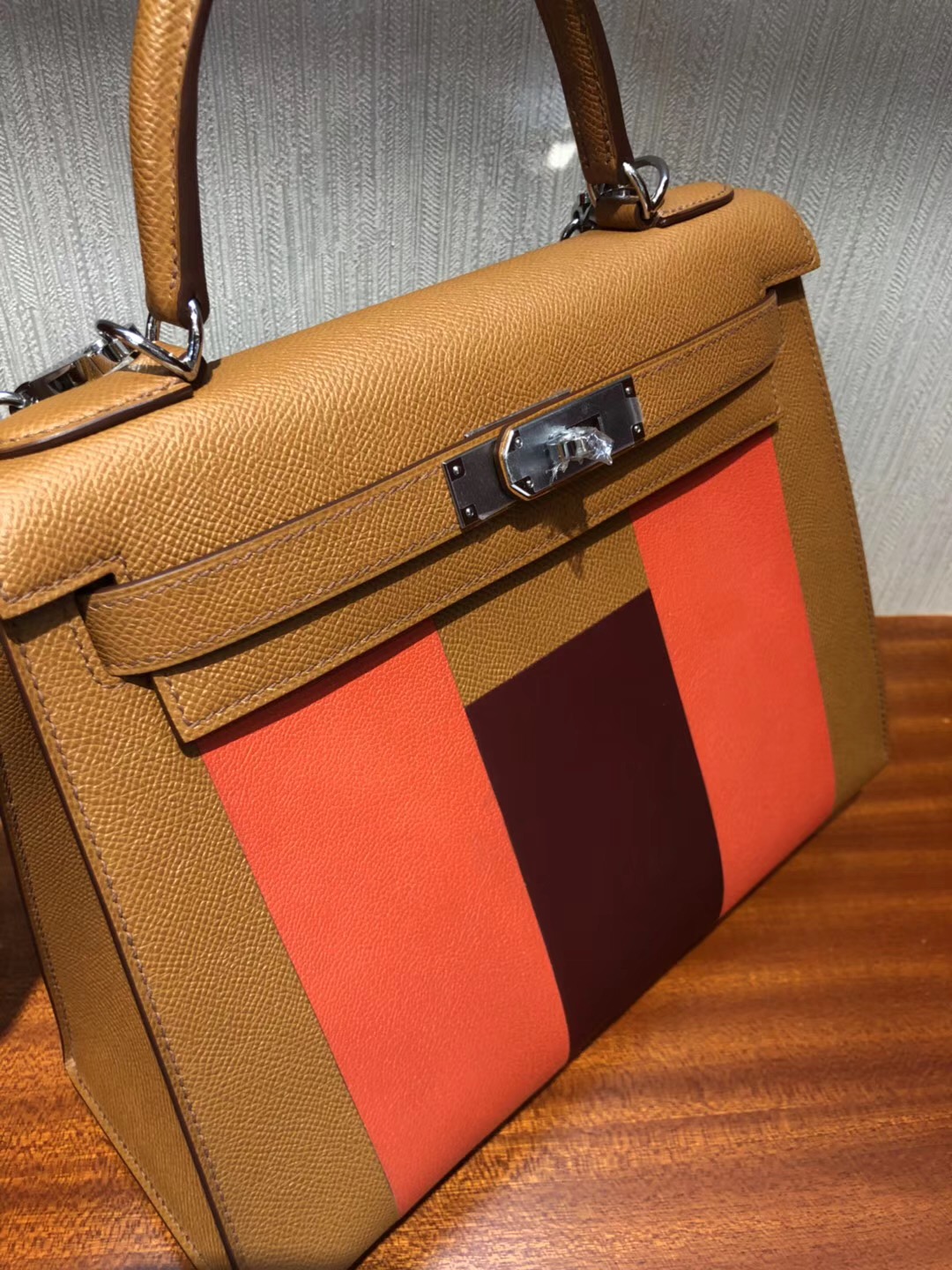 Hermes Kelly Sellier 28 字母包H 三拼色epsom金棕色 拼火焰橙 拼愛馬仕紅 銀扣