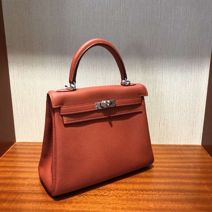 愛馬仕凱莉包25多少錢 Hermes Kelly 25 togo 6C古銅色小牛皮 金扣