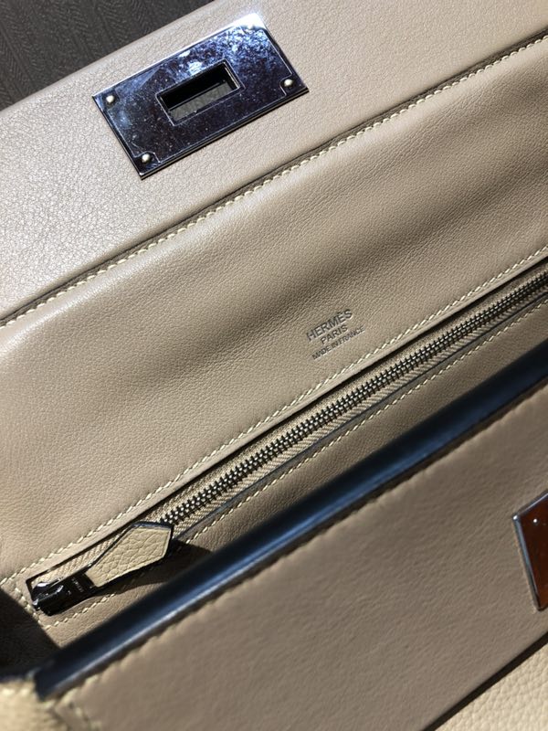 加拿大愛馬仕愛馬仕凱莉包2424 Hermes Kelly 24/24 Bag S2風衣灰 銀扣