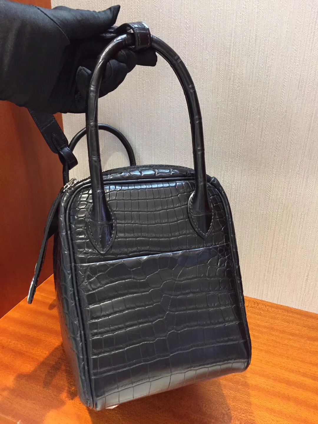 愛馬仕Hermes lindy琳迪包 26cm CK89黑色 霧面兩點鱷魚 銀扣