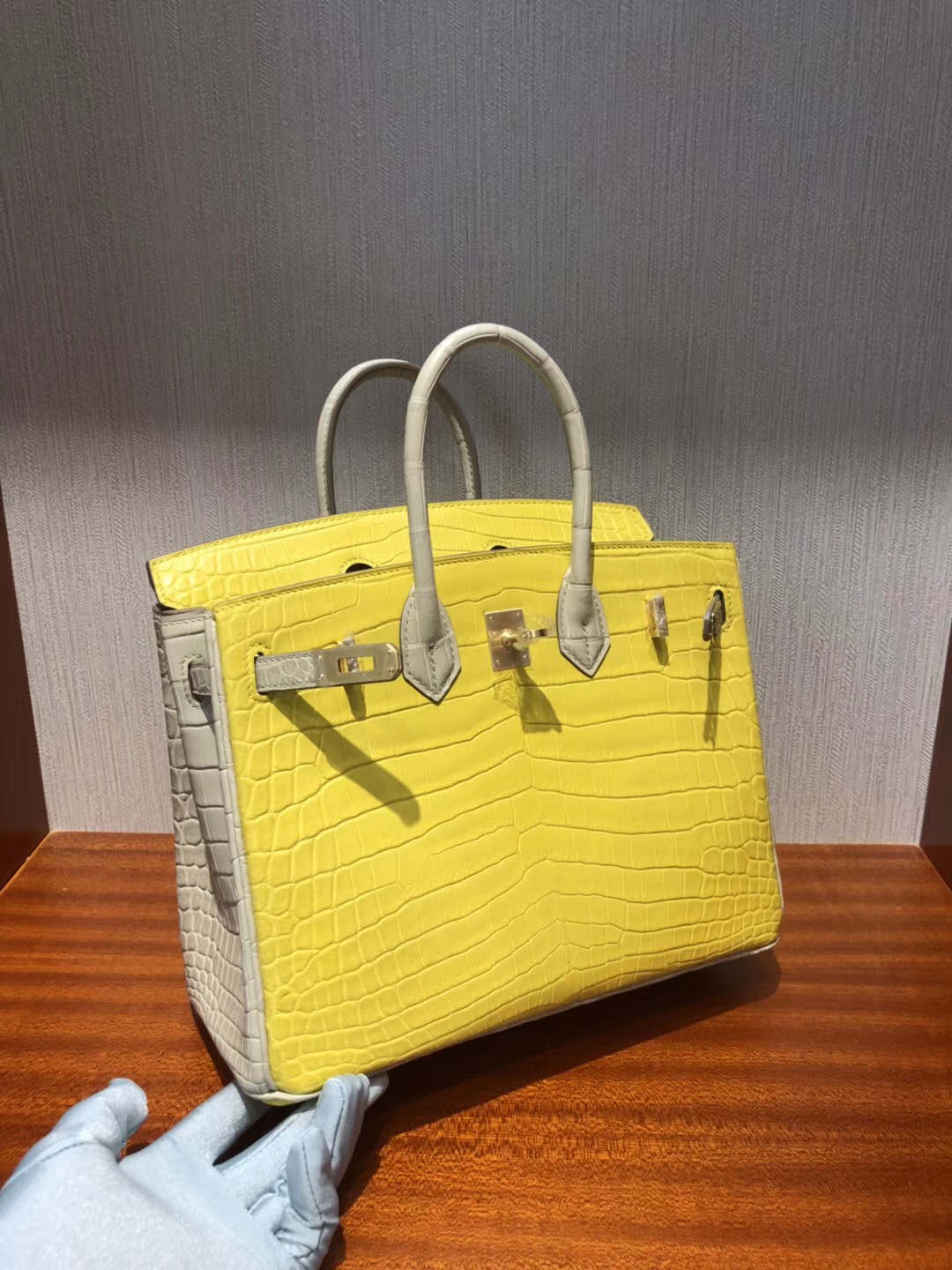 愛馬仕雙拼色鱷魚鉑金包包Hermes Birkin 25 9R檸檬黃/8L奶油白 霧面兩點鱷魚 拉絲金扣