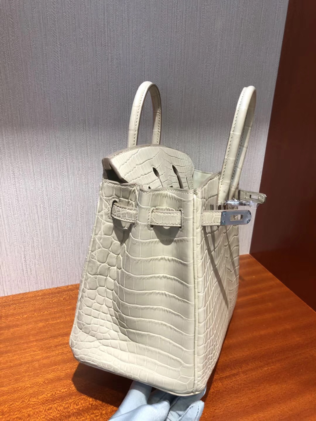 愛馬仕鱷魚皮鉑金包包Hermes Birkin 25cm Bag 8L奶油白 霧面兩點鱷魚 銀扣