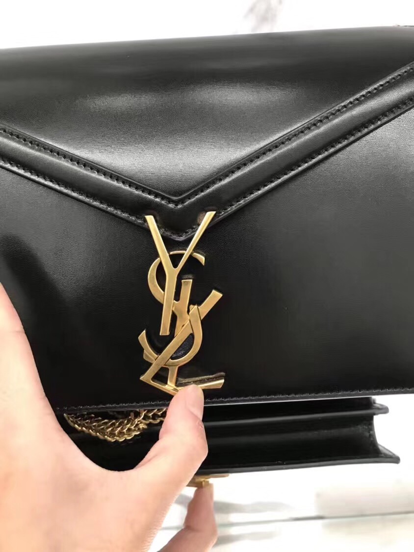 圣罗兰包包香港官網 YSL CASSANDRA 黑色小牛皮真皮鏈條包 532750