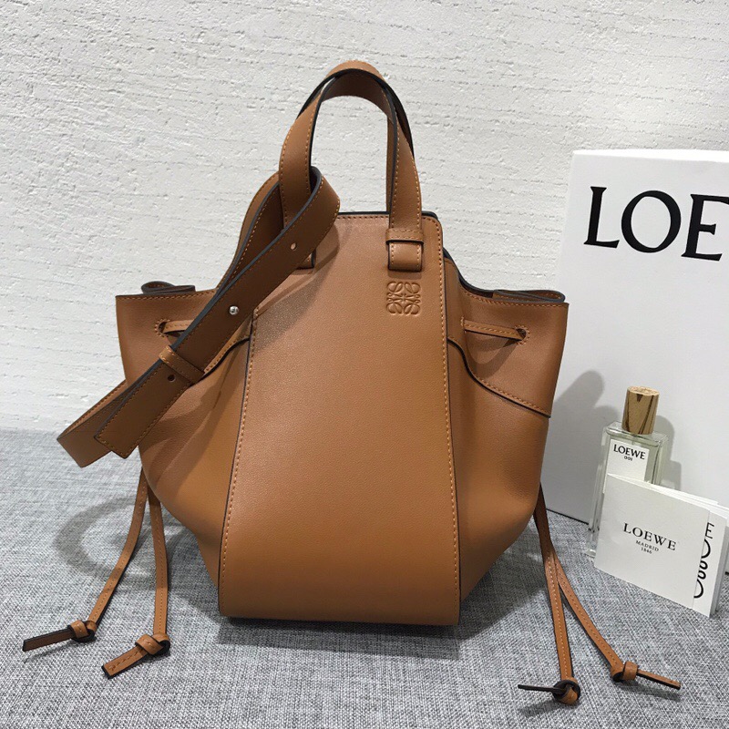 羅意威吊床包價格 loewe女包 Hammock Medium Bag 棕色