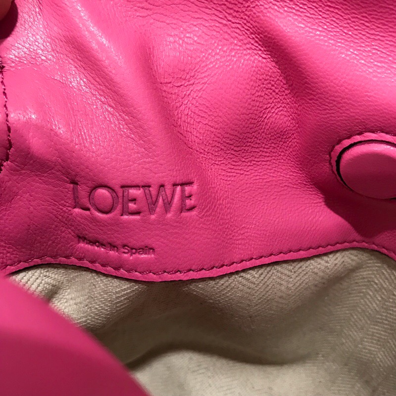 羅意威包包官網 LOEWE Mini Flamenco Knot Bag Wild Rose