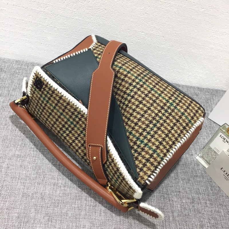 羅意威女包價格 Loewe Puzzle tweed bag 格子羊毛花呢和經典小牛皮拼圖包包