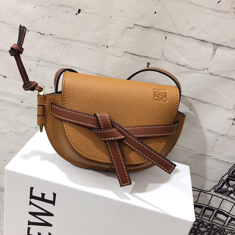 羅意威官網迷妳馬鞍包 loewe Mini Gate Bag Light Caramel/Pecan Color