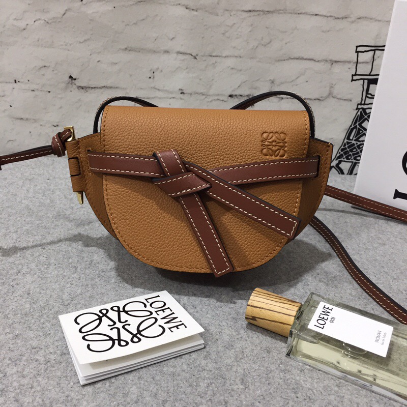 羅意威官網迷妳馬鞍包 loewe Mini Gate Bag Light Caramel/Pecan Color