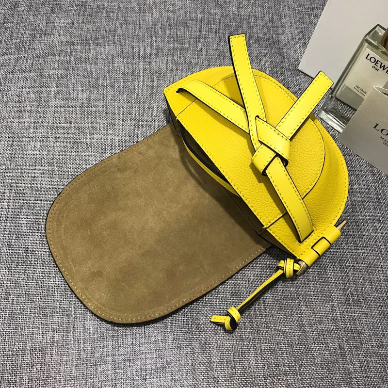 羅意威迷妳馬鞍包 loewe Mini Gate Bag 黃色 柔軟粒面小牛皮