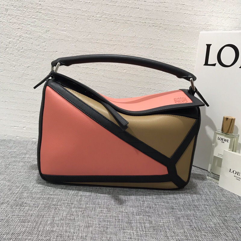 羅意威臺灣官網 LOEWE 拼色 Puzzle Graphic Bag Pink Tulip/Mocca