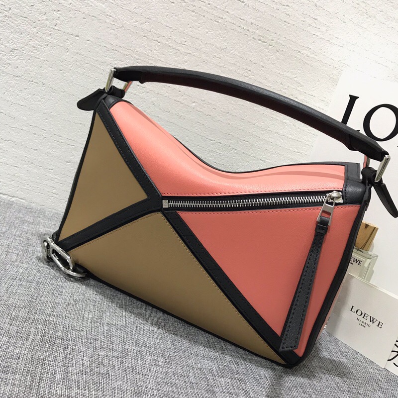 羅意威臺灣官網 LOEWE 拼色 Puzzle Graphic Bag Pink Tulip/Mocca