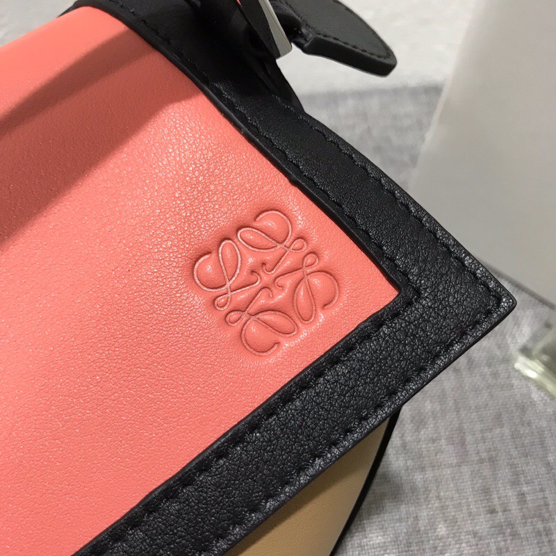 羅意威臺灣官網 LOEWE 拼色 Puzzle Graphic Bag Pink Tulip/Mocca