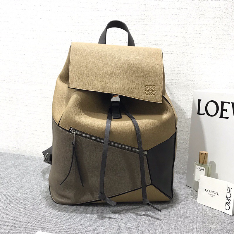 羅意威包包臺灣官網 LOEWE Puzzle Backpack Desert/Dark Taupe