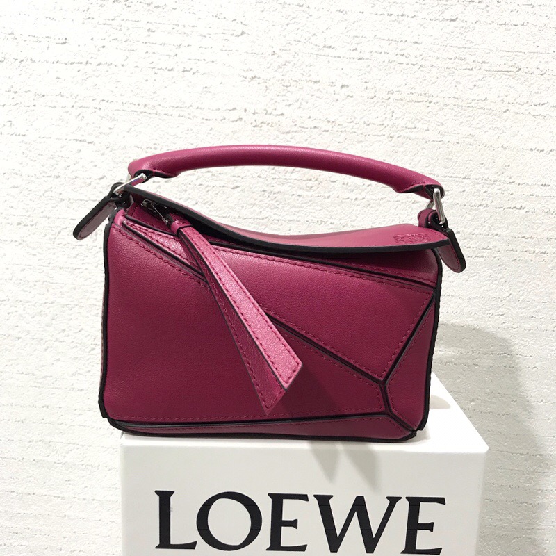 羅意威女包價格 LOEWE 迷妳款 Mini Puzzle Bag 紫紅色牛皮