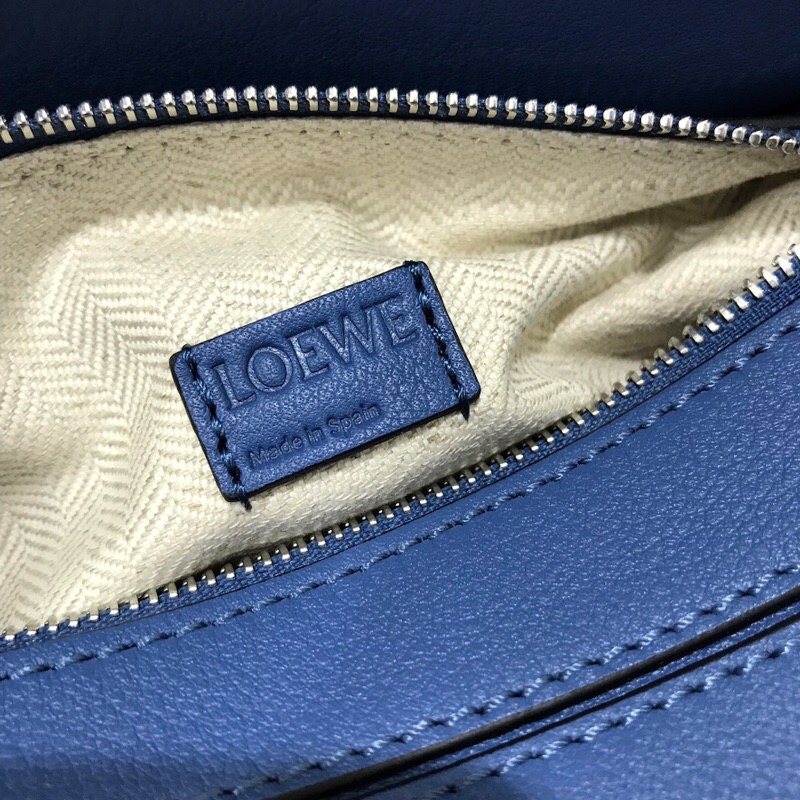 羅意威包包官網價格 LOEWE 迷妳款 Mini Puzzle Bag 蓝色