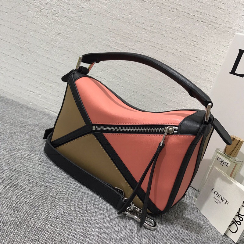 羅意威女包價格LOEWE小號 Puzzle Graphic Small Bag Pink Tulip/Mocca