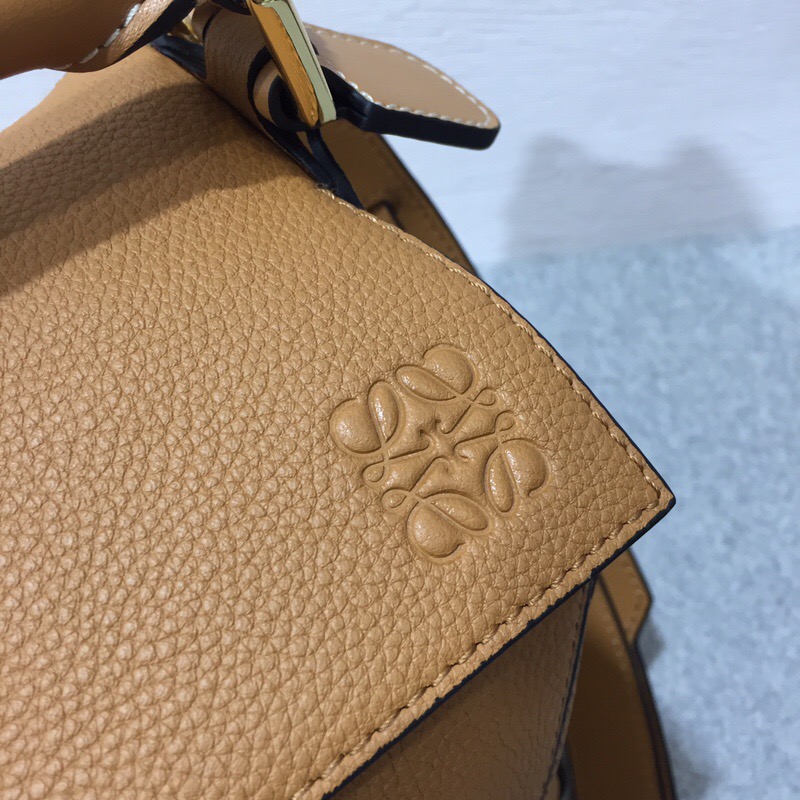 羅意威女包價格 LOEWE Puzzle Bag Light Caramel 焦糖色