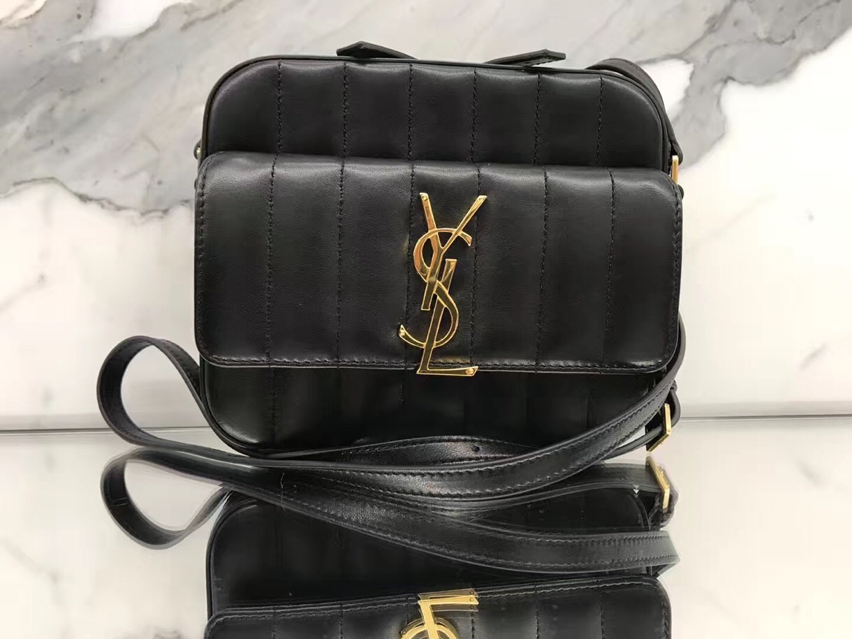 聖羅蘭 YSL VICKY 絎縫小羊皮相機包 5550520YD0J1000