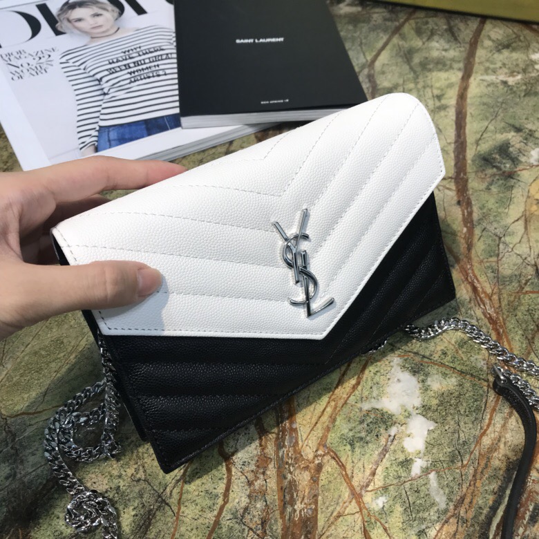 YSL MONOGRAM黑配白色顆粒紋真皮鏈條錢包 WOC 小號信封包