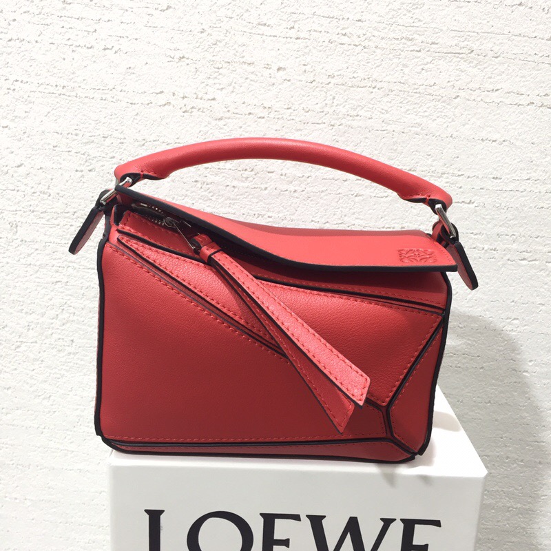 羅意威包包官網價格 迷妳款 LOEWE Mini Puzzle Bag 小牛皮