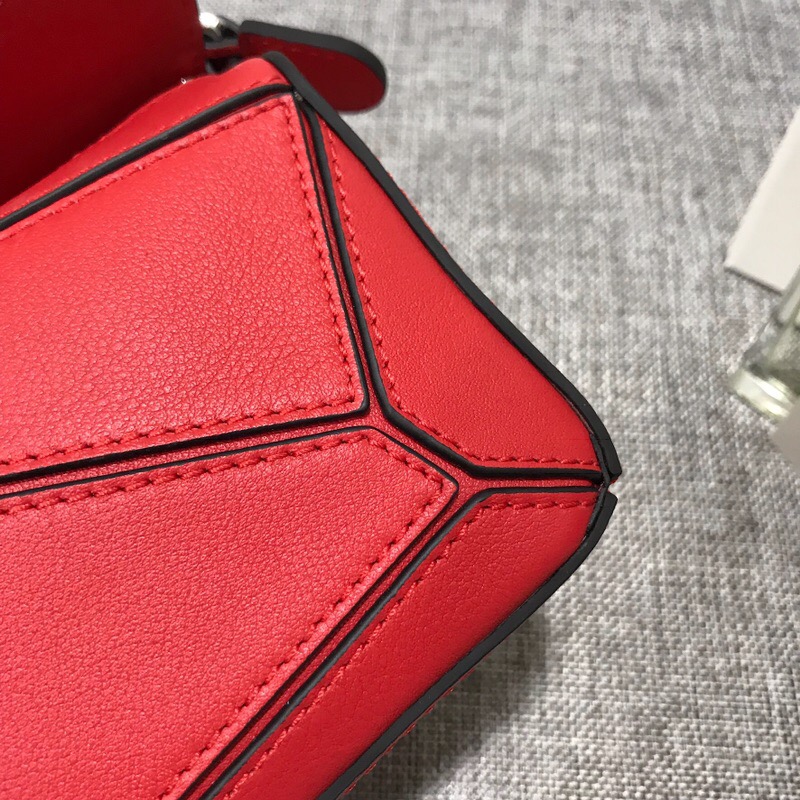 羅意威包包官網價格 迷妳款 LOEWE Mini Puzzle Bag 小牛皮