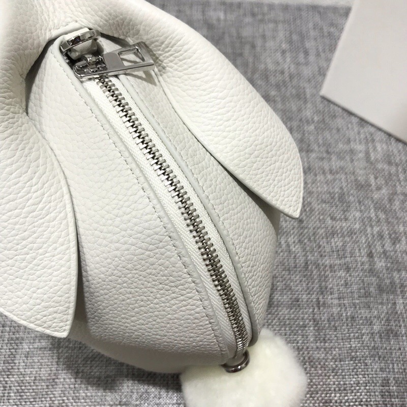 羅意威女包2018新款 LOEWE Bunny Mini Bag 白色柔軟粒面小牛皮