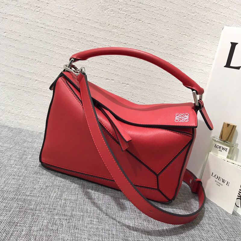 羅意威女包官網價格及圖片 LOEWE Puzzle  Small Bag 猩紅色