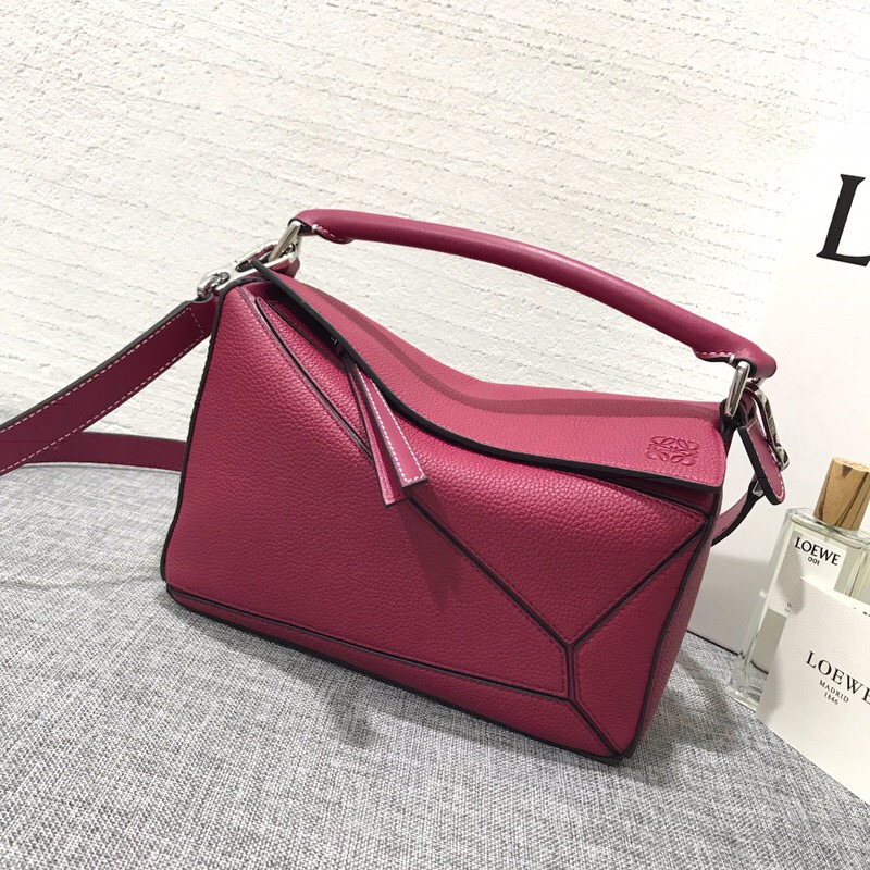 羅意威官網 LOEWE Puzzle Small Bag 覆盆莓色 進口珠地小牛皮