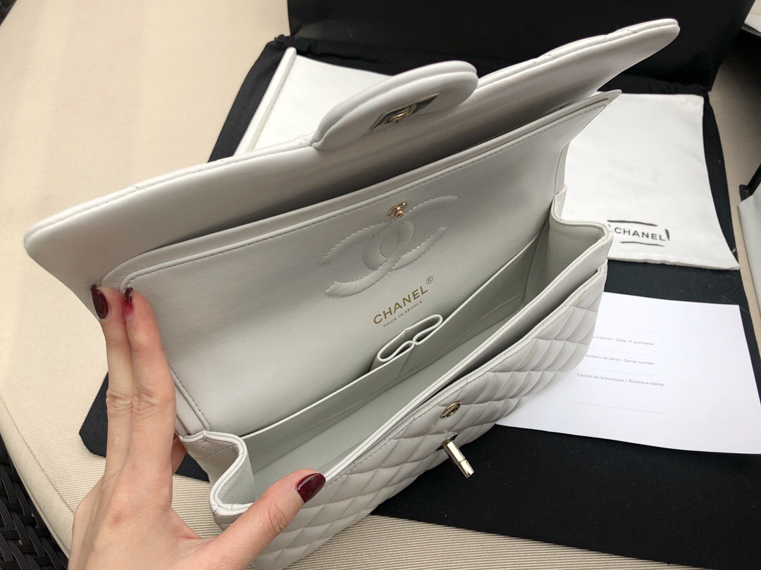 香奈兒包包 Classic Flap Bag 白色羊皮菱格鏈條經典口蓋包 淺金色金屬