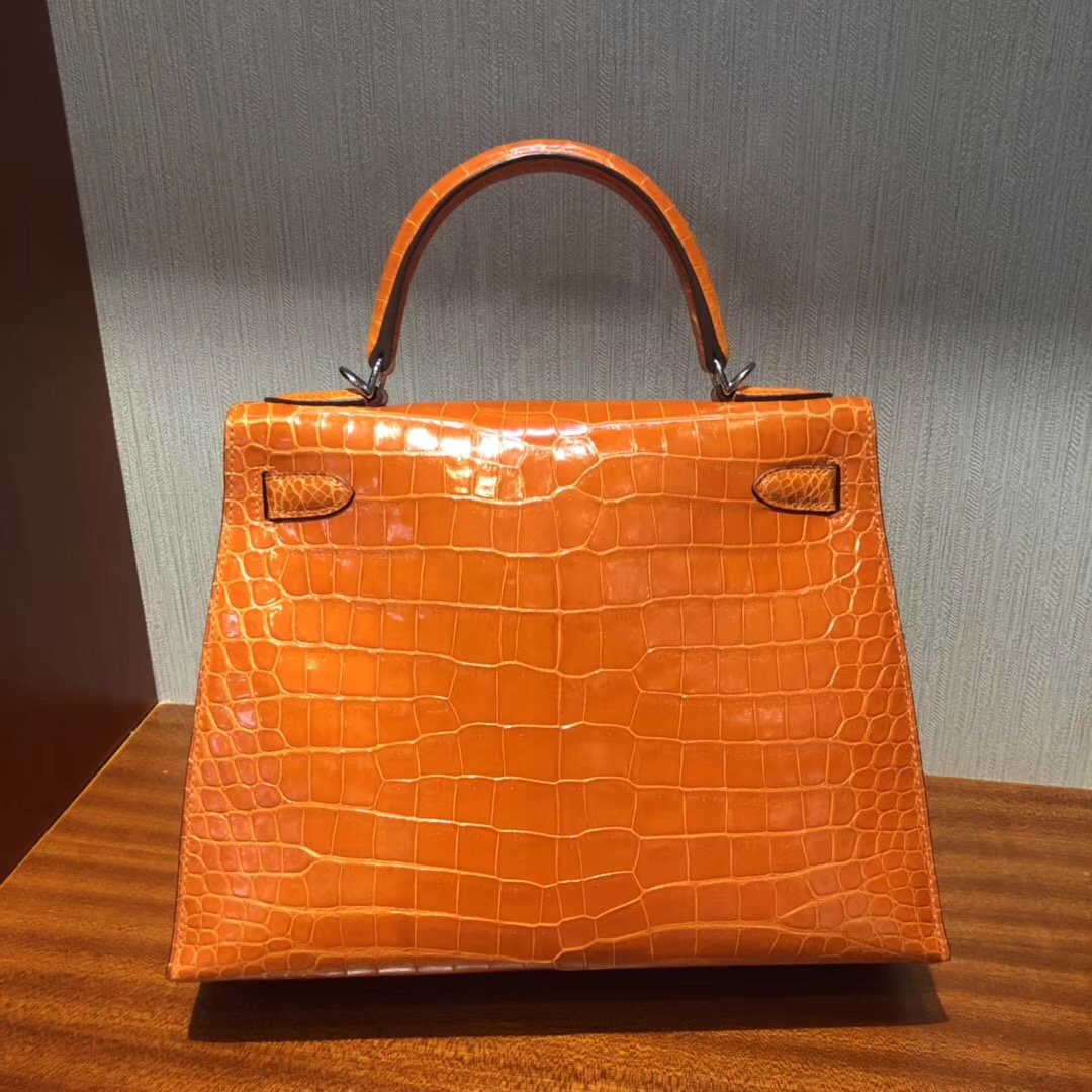 Hermes Singapore 凱莉包Kelly 28 Bag CK93經典橙色 亮面倒V 野生灣鱷銀扣