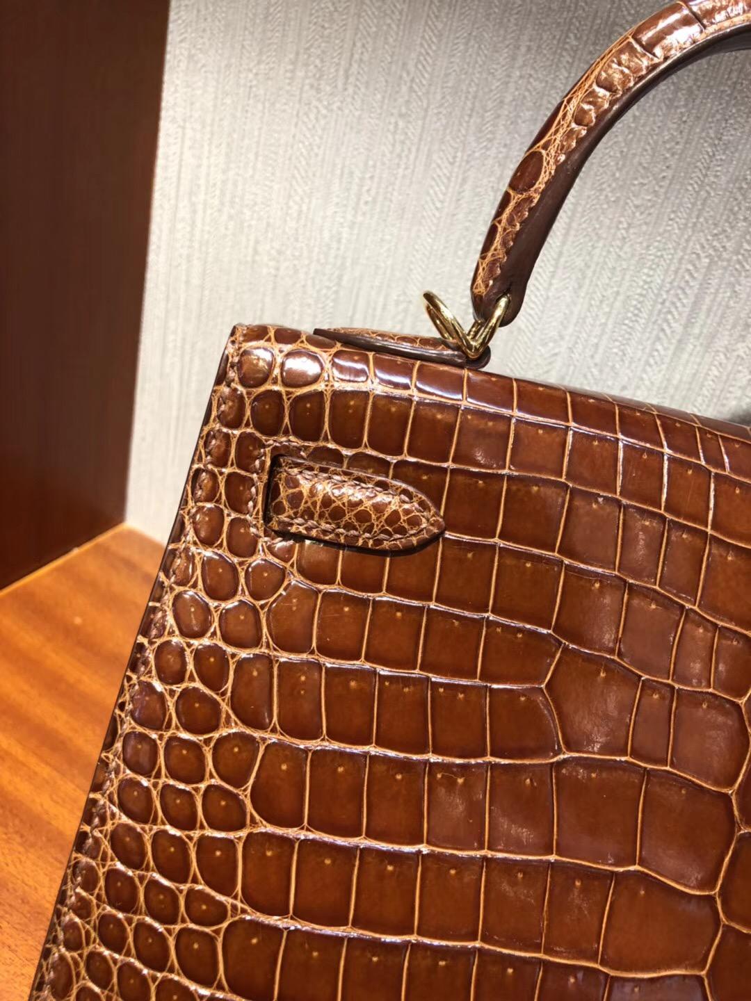 Singapore Hermes Kelly 25cm CC31蜜糖棕色 亮面倒V 灣鱷 金扣