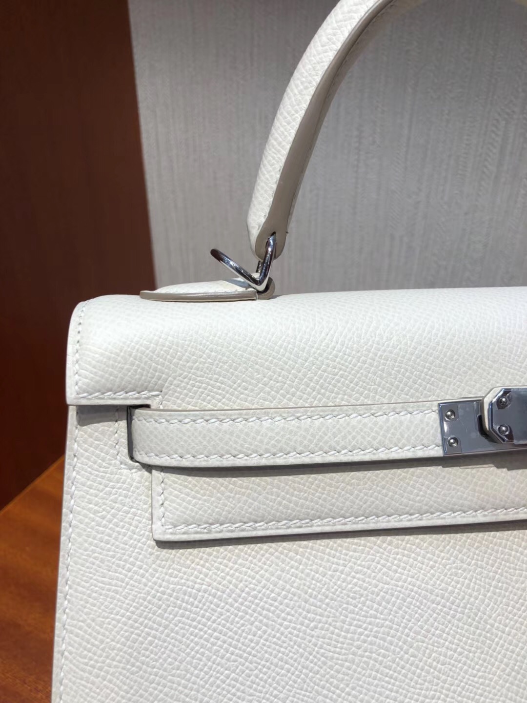 Canada Hermes Kelly bag 25 CK10奶昔白 Epsom牛皮 银扣