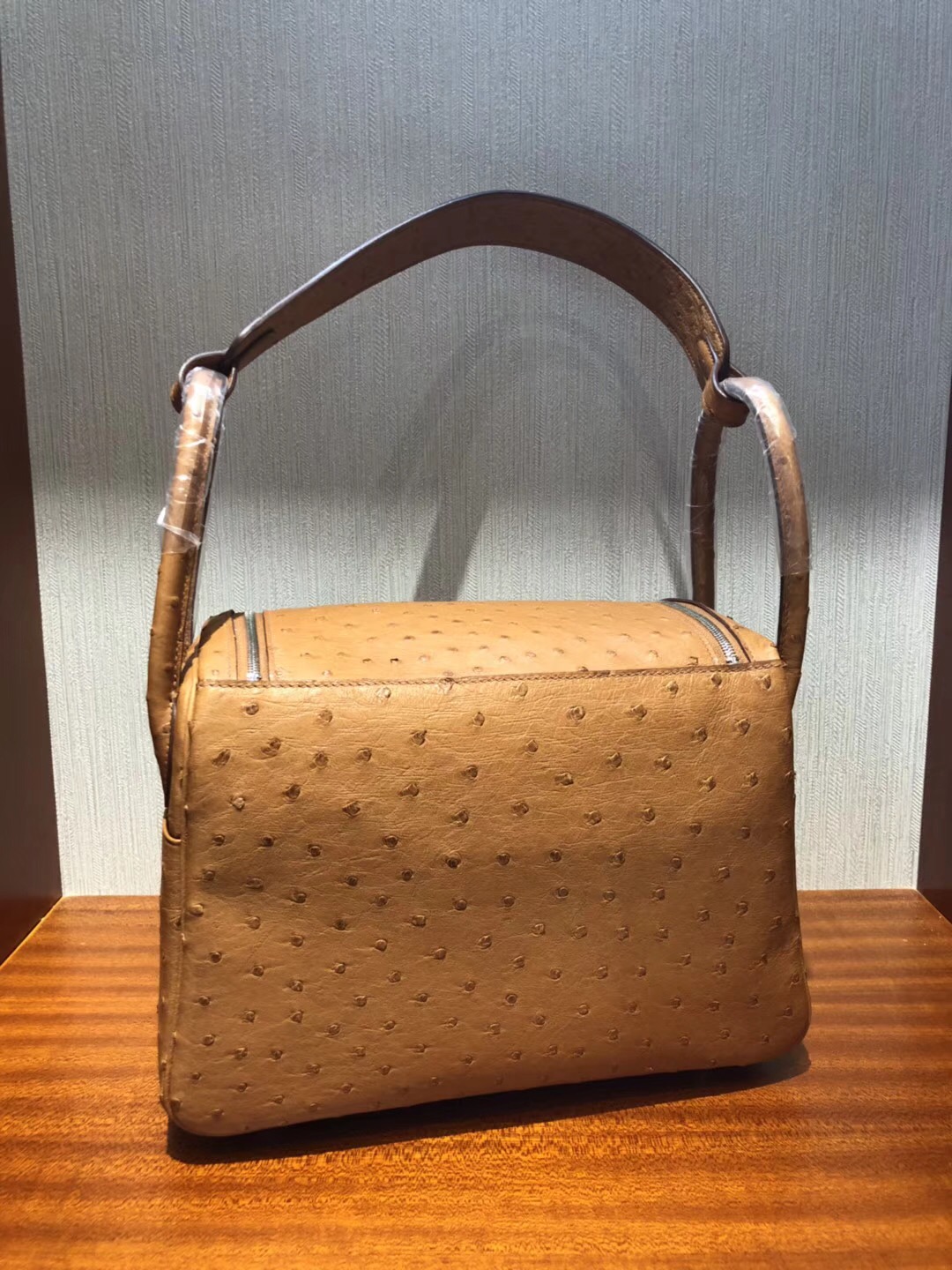 Hermes Lindy Bag 30cm Ostrich CK37金棕色 南非KK 鴕鳥皮