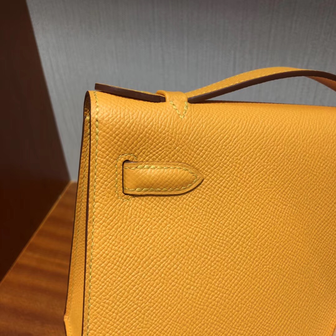 Australia Hermès MiniKelly pochette 22cm 9V太陽黃 Epsom皮 金扣