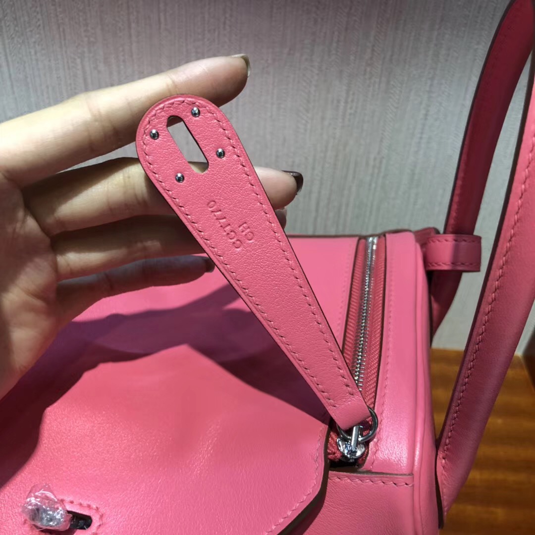 Singapore Hermes lindy 26 bag 8W Rose Azalee Swift calfskin 皮