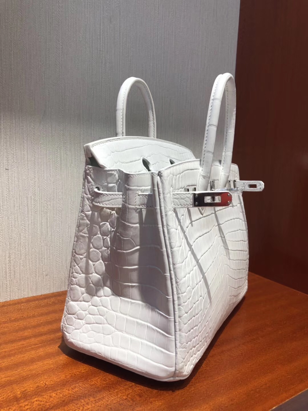 Malaysia HERMES Birkin Bag 25cm 01纯白 雾面两点 尼罗鳄鱼 银扣金屬