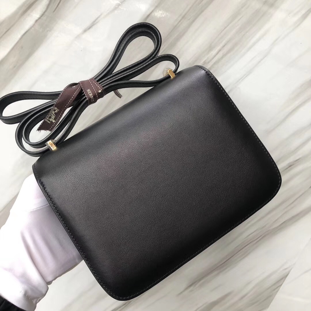 臺灣臺中Hermes Constance Price 19cm CK89黑色 Noir Swift calfskin 金扣