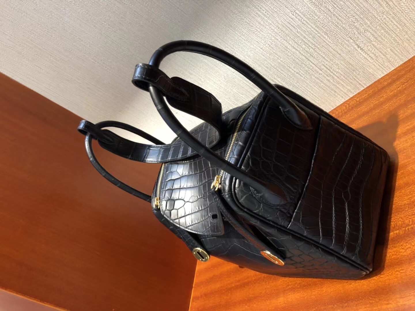 愛馬仕琳迪包定制Hermes lindy Bag 26 CK89黑色 Noir 霧面兩點鱷魚