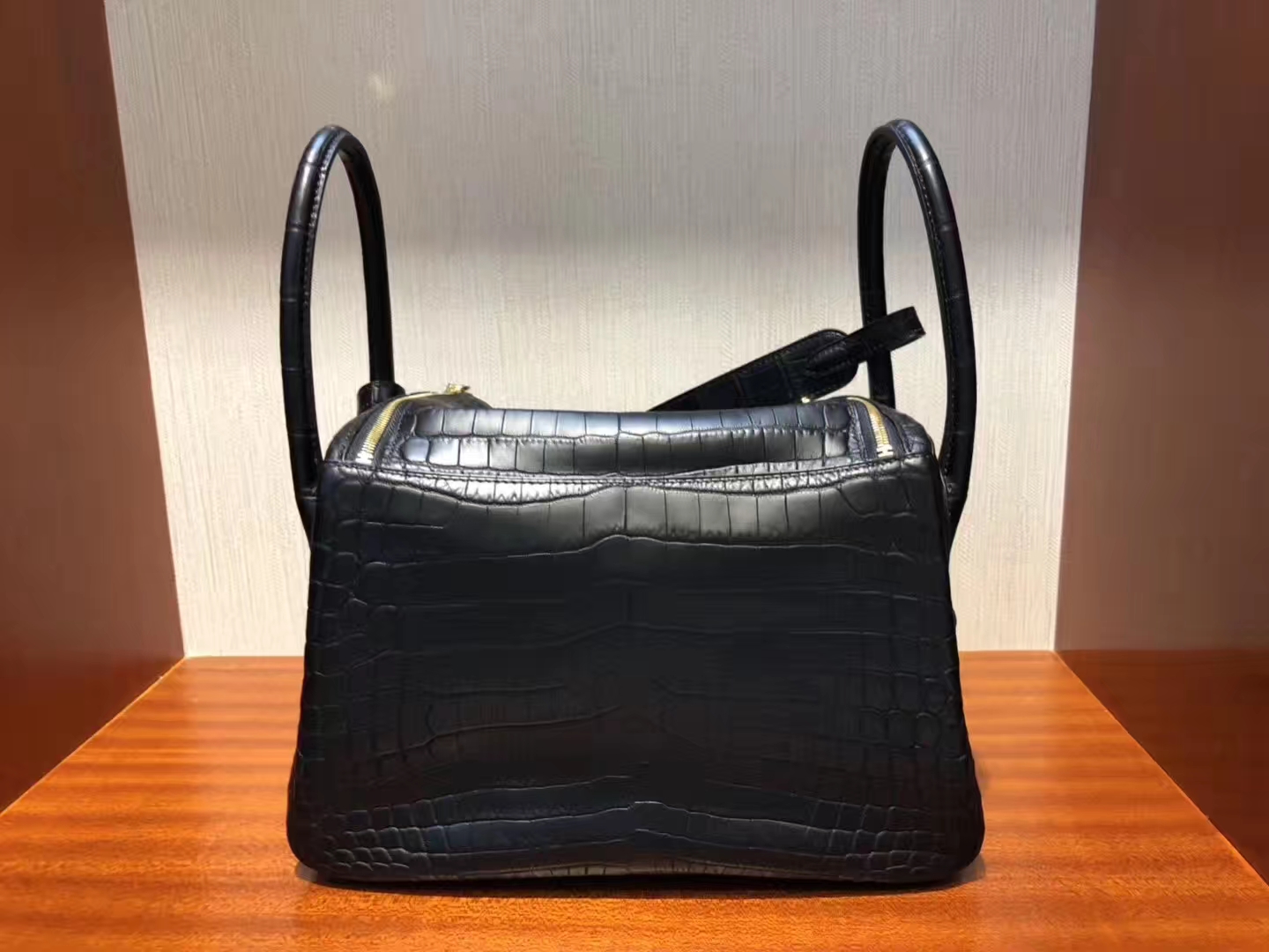 愛馬仕琳迪包定制Hermes lindy Bag 26 CK89黑色 Noir 霧面兩點鱷魚