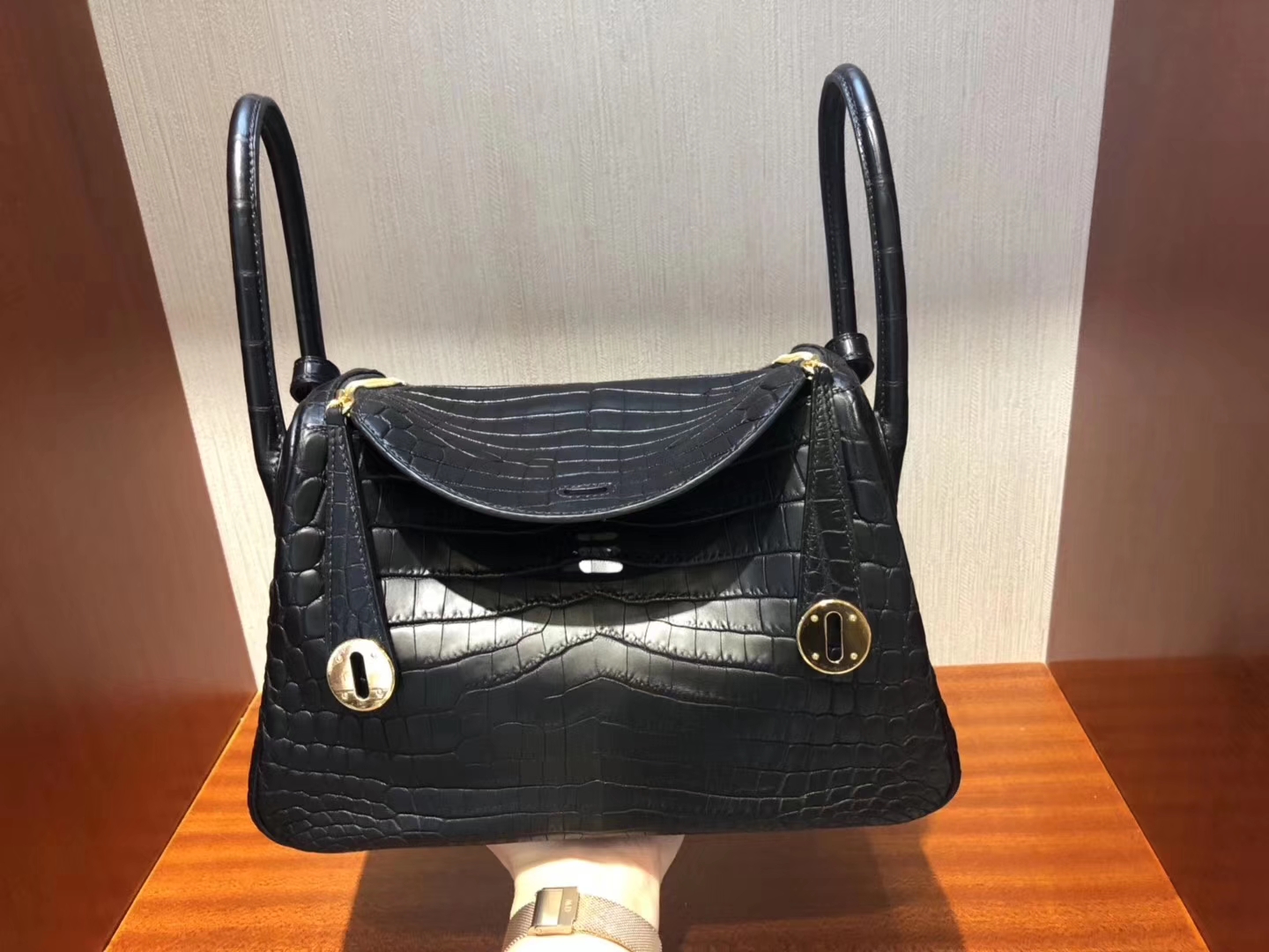 愛馬仕琳迪包定制Hermes lindy Bag 26 CK89黑色 Noir 霧面兩點鱷魚