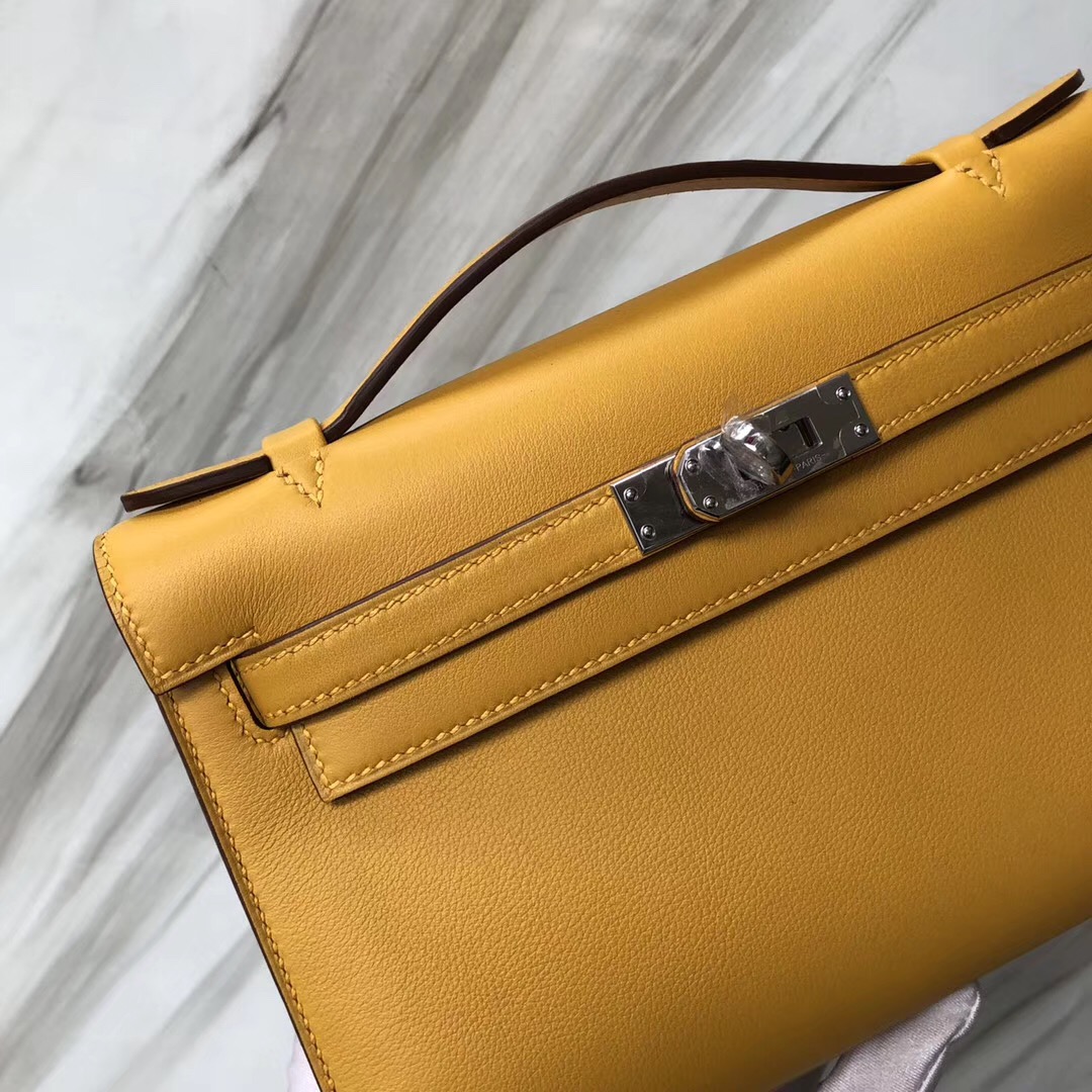 Hong Kong Hermès MiniKelly pochette 9D Jaune Amber琥珀黃 Swift calfskin