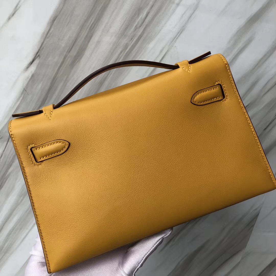 Hong Kong Hermès MiniKelly pochette 9D Jaune Amber琥珀黃 Swift calfskin