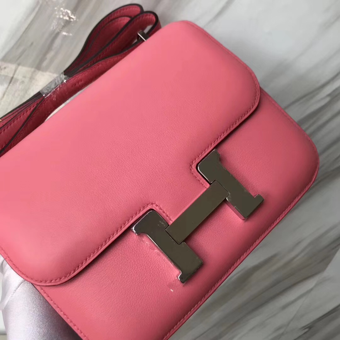 Hermes Constance 19cm Swift calfskin 8W Rose azalee 新唇膏粉