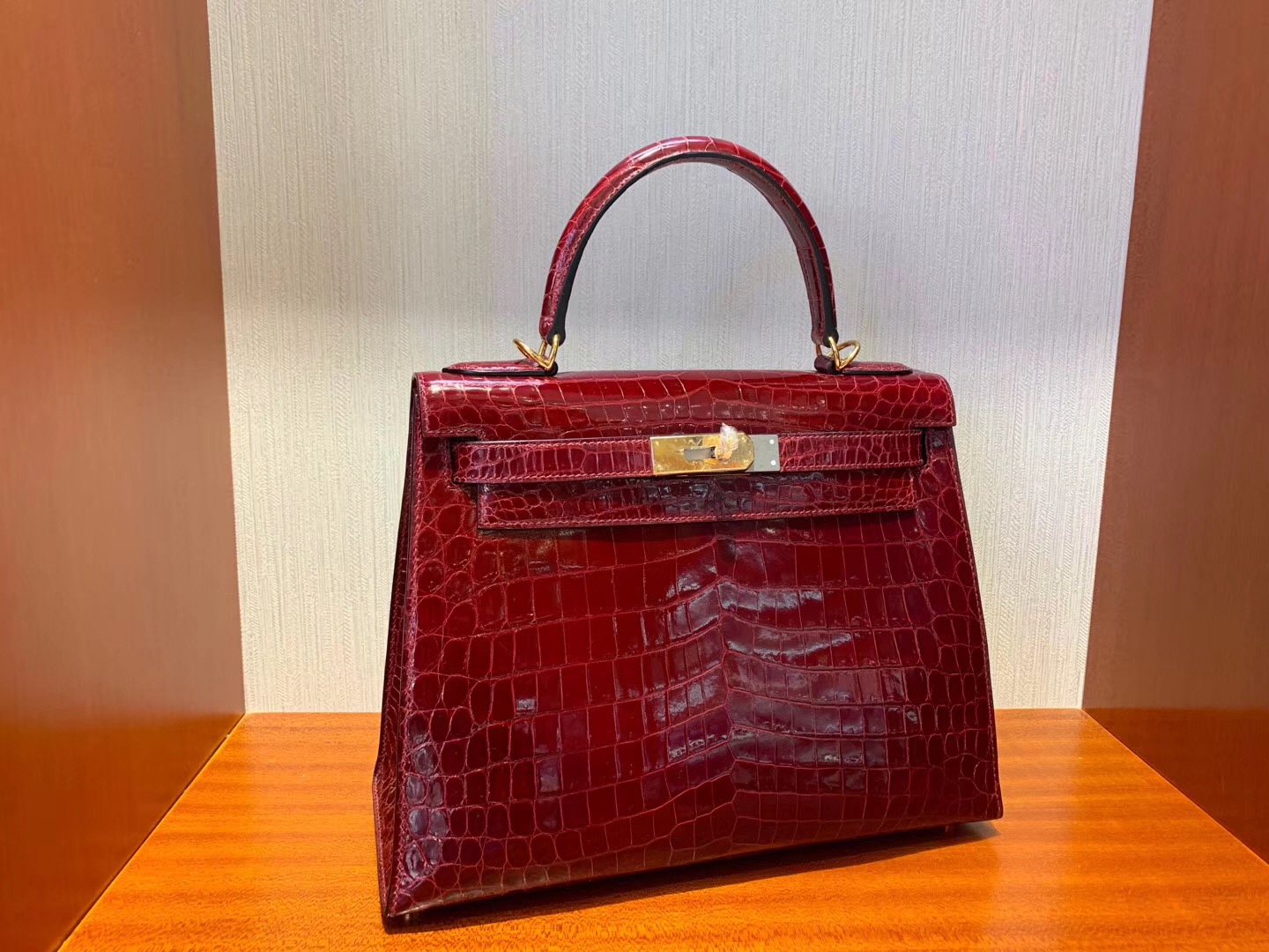 Hermes Kelly Bag 28cm F5勃艮第酒紅 Bourgogne 亮面兩點 尼羅鱷