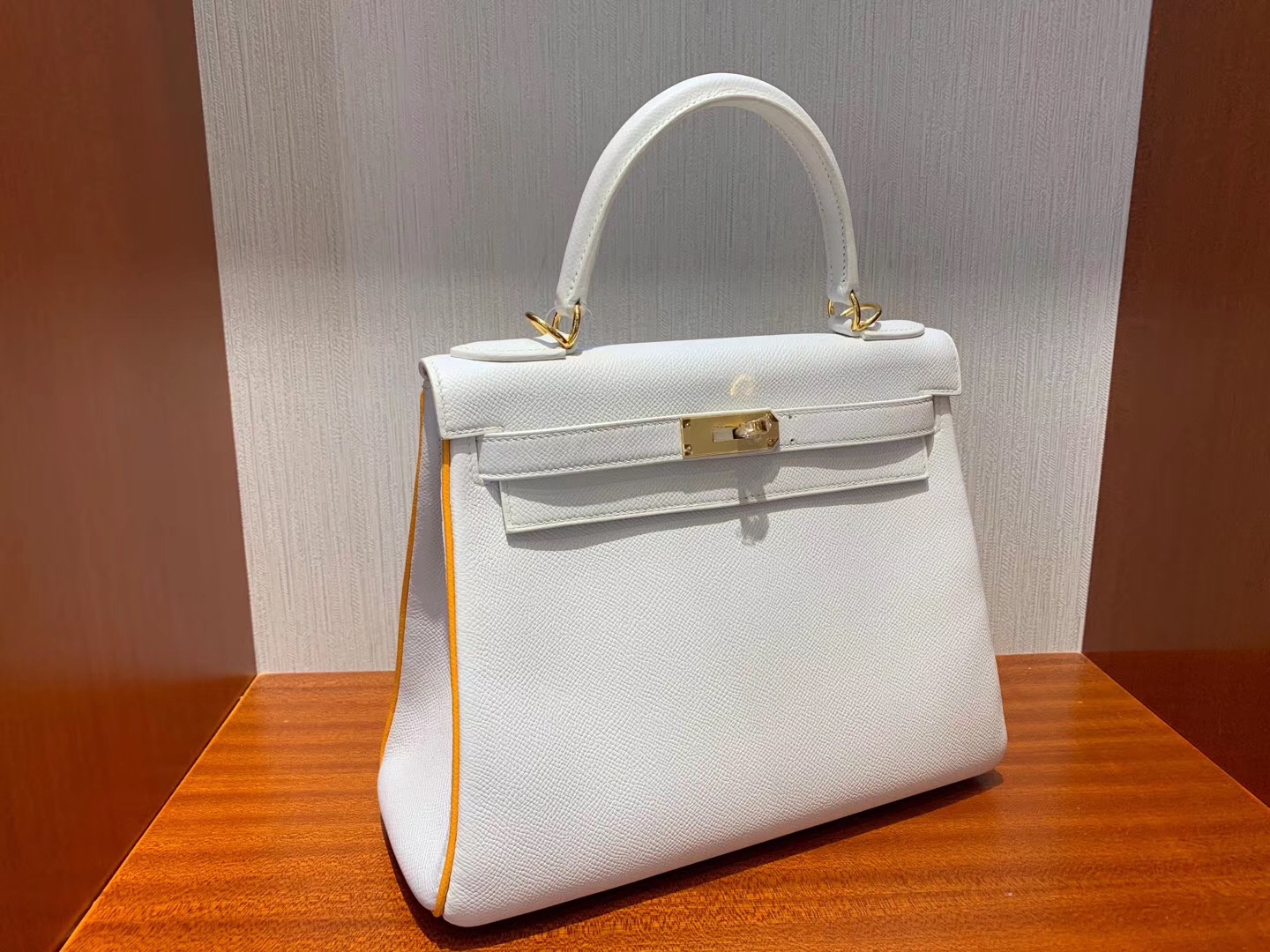 澳大利亞愛馬仕專賣店凱莉包 Hermes HSS Kelly Bag 28cm 01純白/CK93 Orange橙色