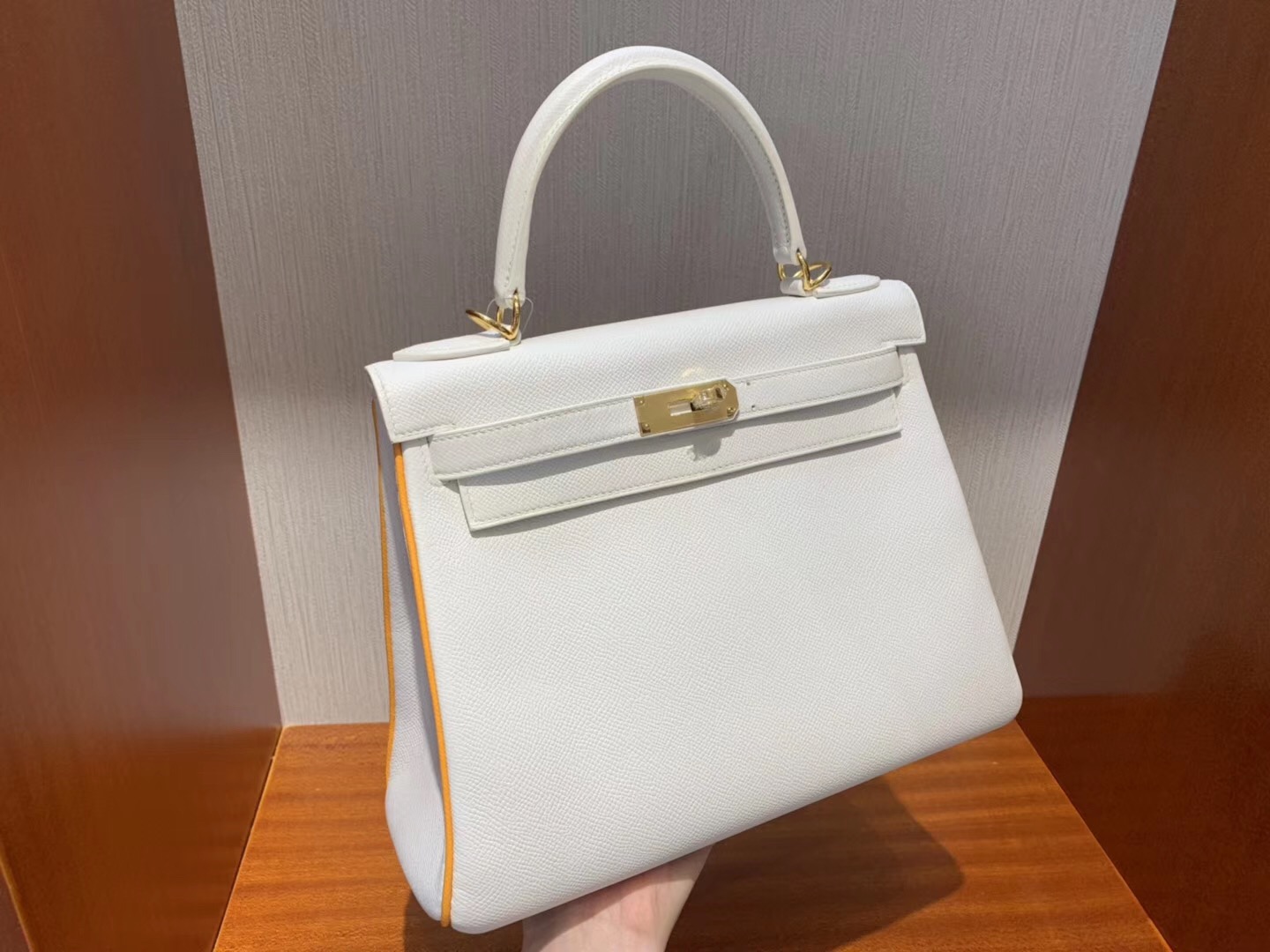 澳大利亞愛馬仕專賣店凱莉包 Hermes HSS Kelly Bag 28cm 01純白/CK93 Orange橙色