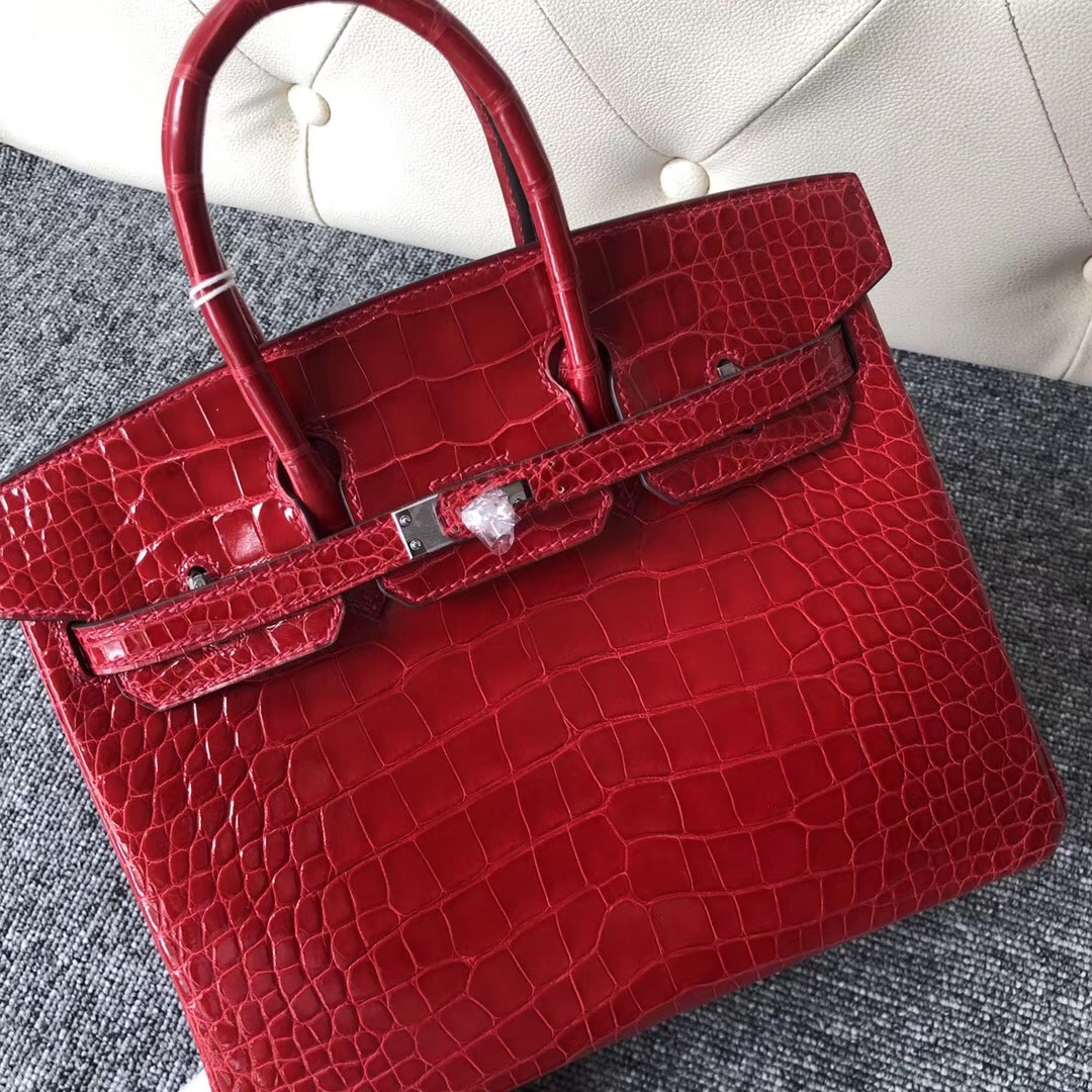 愛馬仕臺北寶麗廣場專賣店 Taiwan Hermes Birkin 25cm 美洲鱷 CK95法拉利紅 Braise